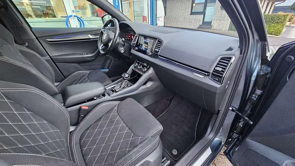 Gebraucht Skoda Karoq SportLine 190 PS (139 kW) 2019 Quarzgrau metallic SUV