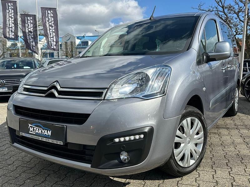 Gebraucht Citroën Berlingo SELECTION 120 PS (88 kW) 2017 Grau Van / Kleinbus