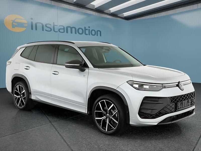 Neu VW Tayron 193 PS (141 kW) 2025 Silber SUV