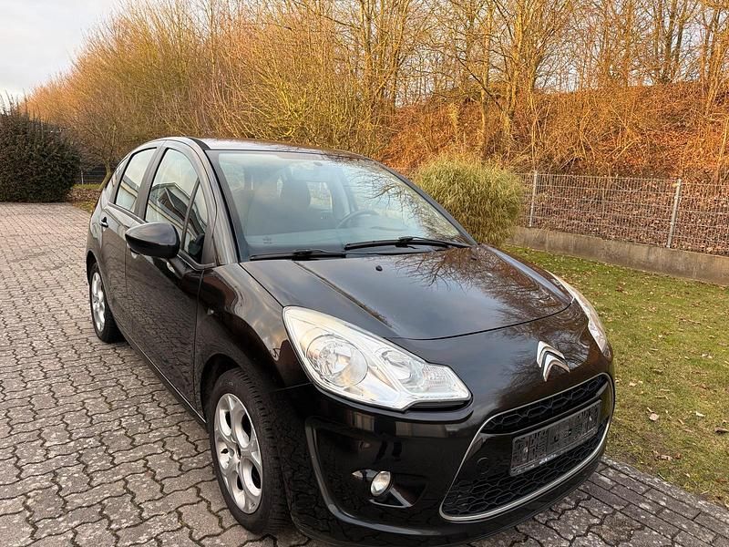 Gebraucht Citroën C3 Tendance 68 PS (50 kW) 2011 Schwarz Limousine