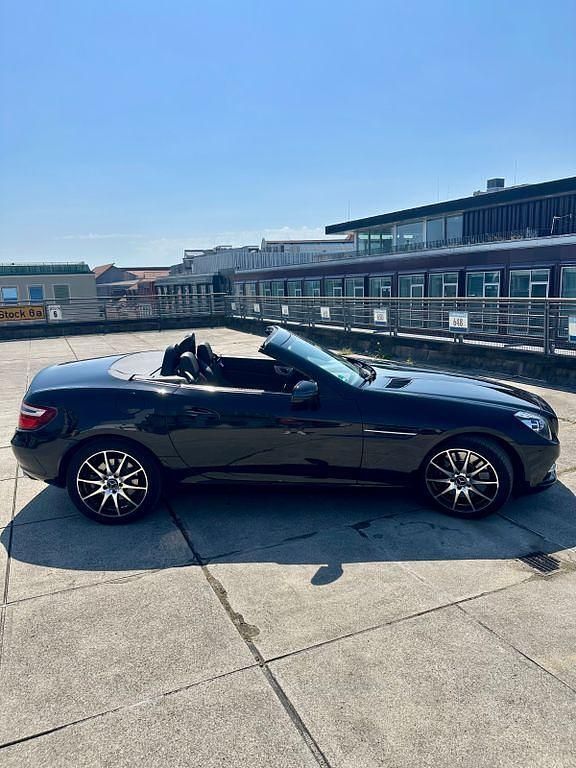 Gebraucht Mercedes E250 204 PS (150 kW) 2015 Braun Cabrio