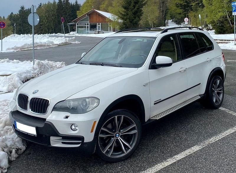 Weiß Gebraucht 2009 BMW X5 SUV | 9.990 € - Bild 1/4