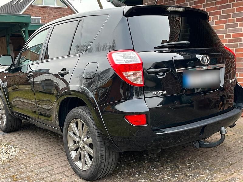 Gebraucht Toyota RAV4 Executive 177 PS (130 kW) 2012 Schwarz SUV