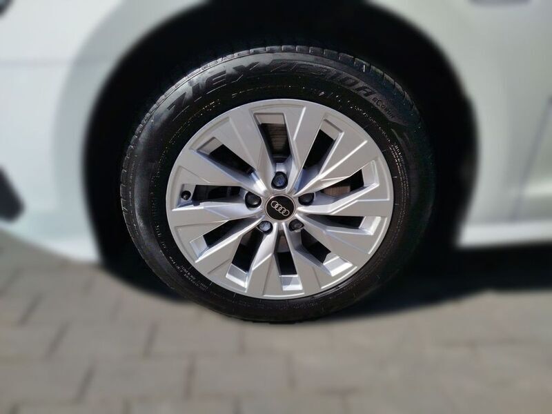 Gebraucht Audi A3 Sportback e-tron 204 PS (150 kW) 2022 Weiß Kleinwagen