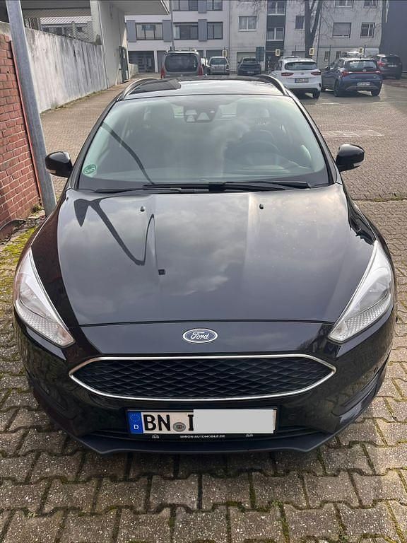 Usata Ford Focus 95 CV (69 kW) 2017 Nero Station wagon