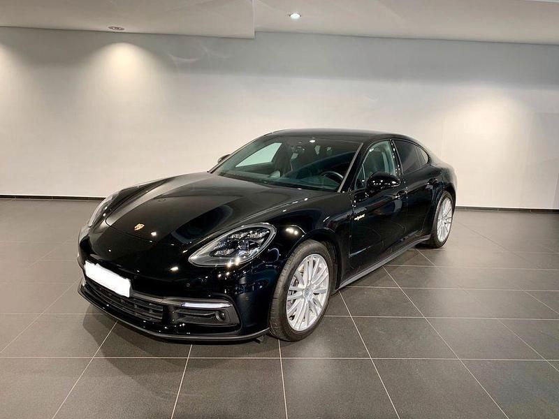 Schwarz Gebraucht 2017 Porsche Panamera 4 Limousine | 59.900 € (Fairer Preis) - Bild 1/4