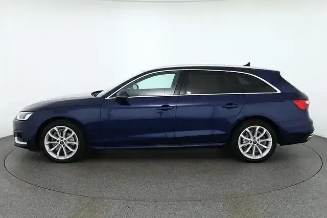 Gebraucht Audi A4 Advanced 150 PS (110 kW) 2023 Blau Kombi