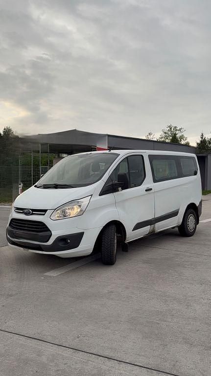 Weiß Gebraucht 2013 Ford Transit Trend Kombi | 9.000 € - Bild 1/4