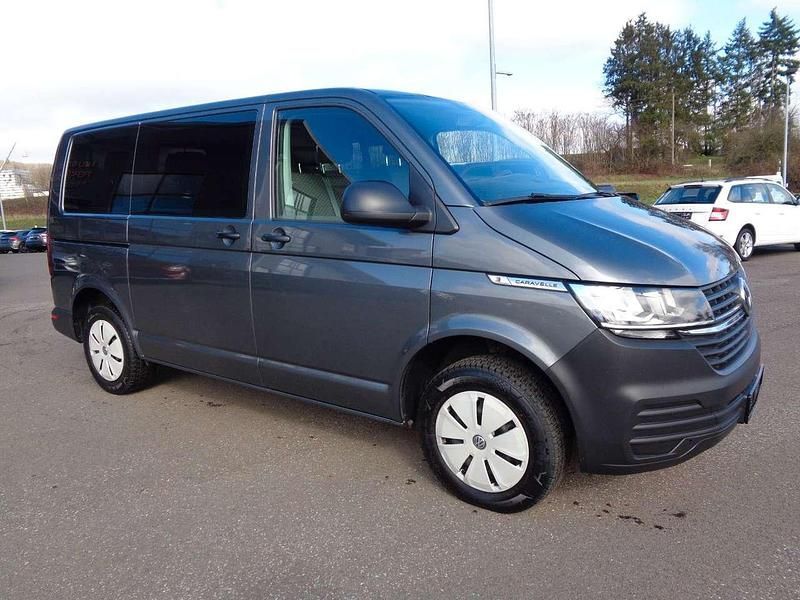 Gebraucht VW Caravelle 150 PS (110 kW) 2020 Indiumgrau metallic Van / Kleinbus