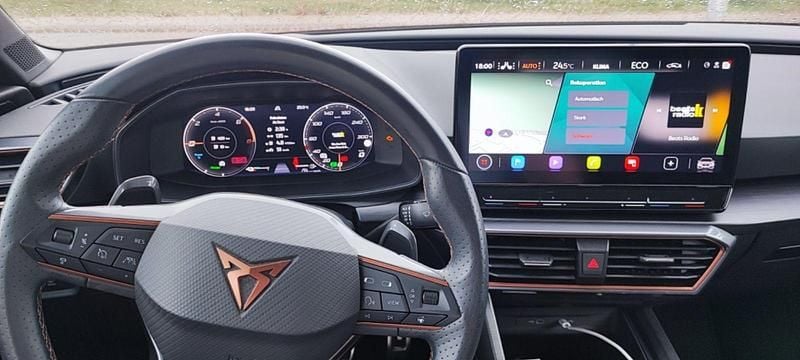 Gebraucht Cupra Leon 204 PS (150 kW) 2023 Rot Kombi