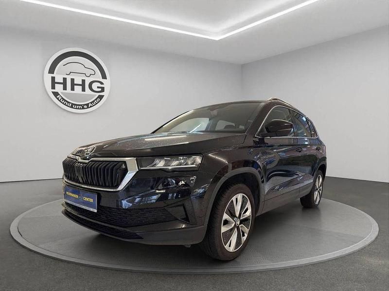 Schwarz Gebraucht 2024 Skoda Karoq SUV | 30.990 € (Fairer Preis) - Bild 1/4