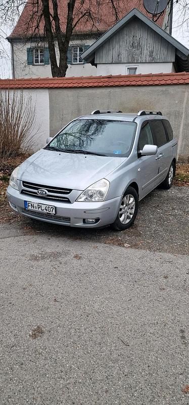 Gebraucht Kia Carnival 190 PS (139 kW) 2009 Van / Kleinbus