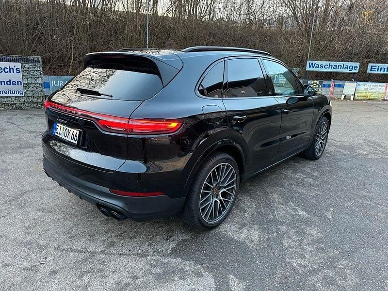 Gebraucht Porsche Cayenne Chrono 340 PS (250 kW) 2019 Schwarz SUV