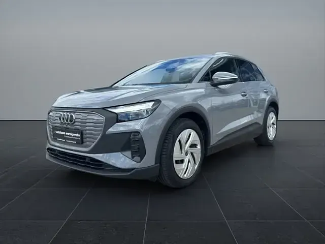 Gebraucht Audi Q4 e-tron Ambiente 210 kW (286 PS) 2025 Kieselgrau SUV