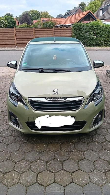 Grün Gebraucht 2020 Peugeot 108 Kleinwagen | 9.900 € (Fairer Preis) - Bild 1/4