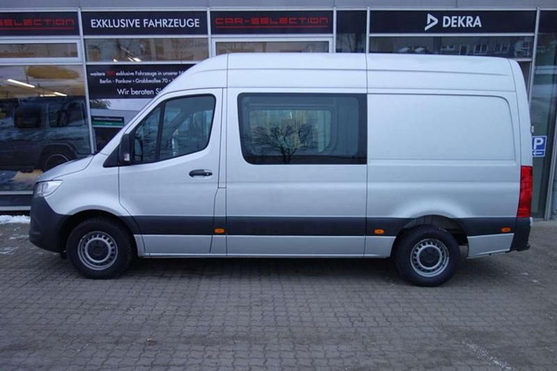 Gebraucht Mercedes Sprinter 170 PS (125 kW) 2023 Silber Van