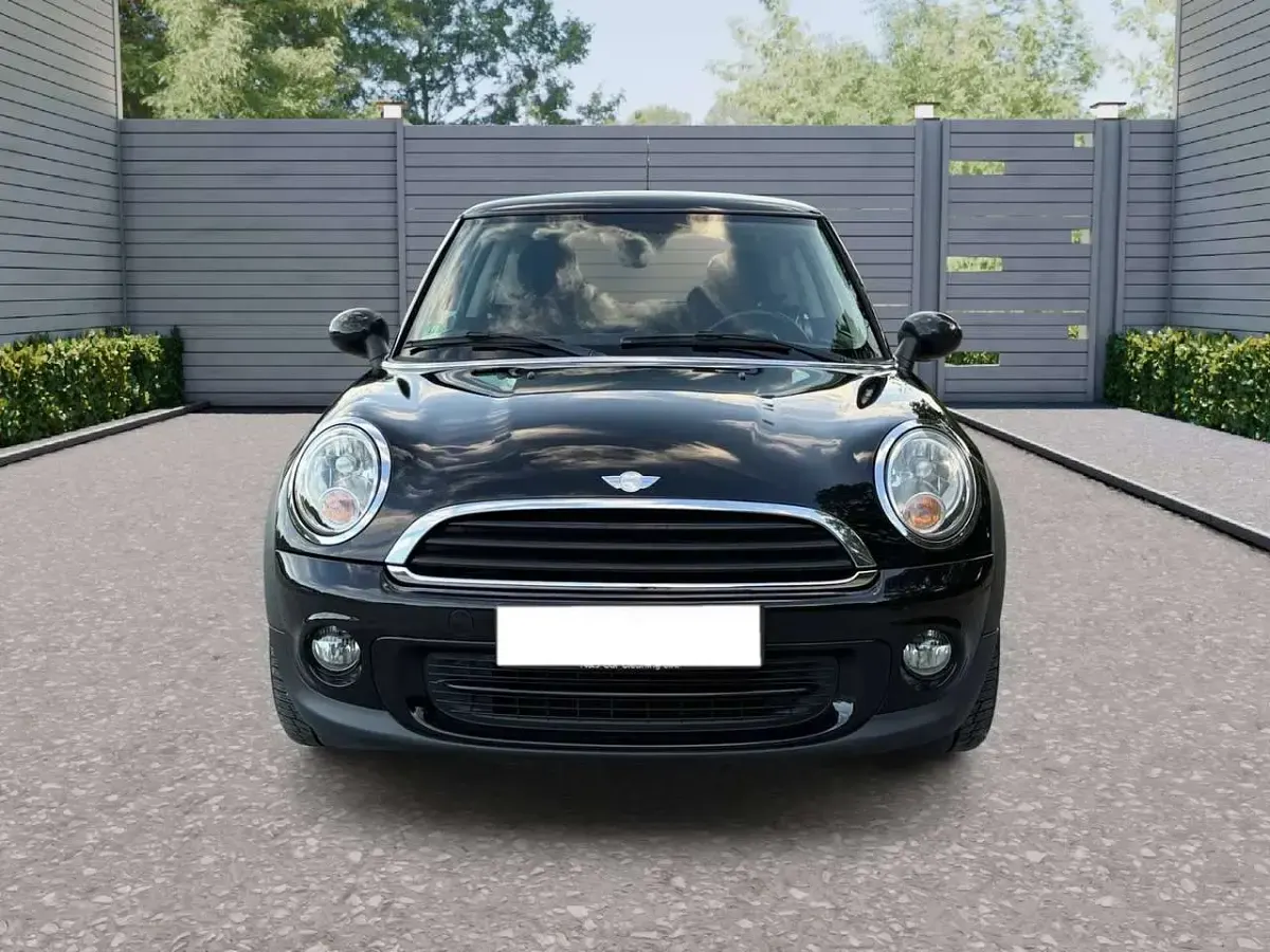 Gebraucht Mini ONE 75 PS (55 kW) 2013 Schwarz Kleinwagen