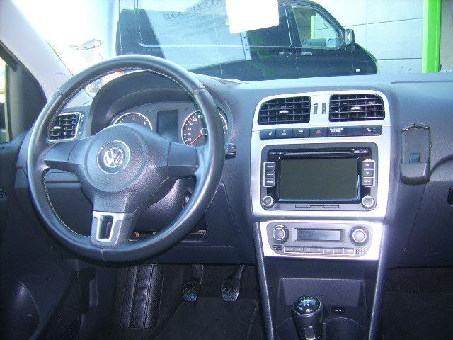 Gebraucht VW Polo Life 105 PS (77 kW) 2013 Schwarz Kleinwagen