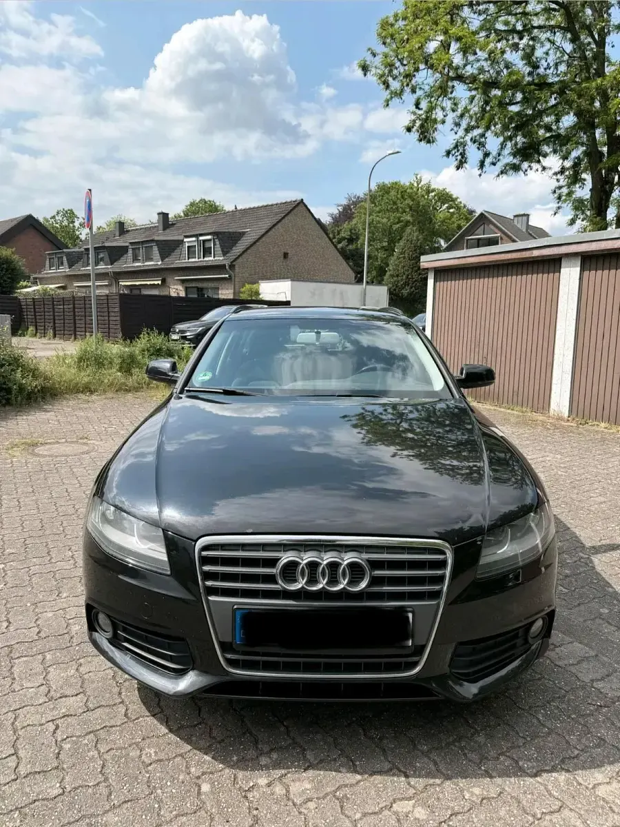Gebraucht Audi A4 143 PS (105 kW) 2010 Schwarz Kombi