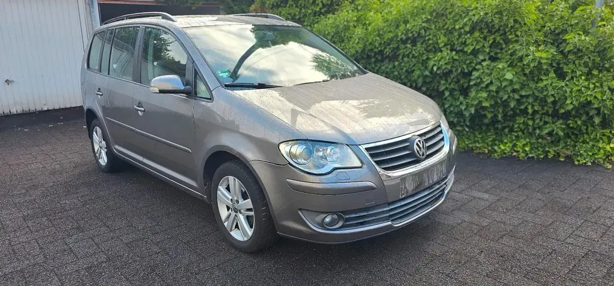 Gebraucht VW Touran 140 PS (102 kW) 2007 Grau Van / Kleinbus