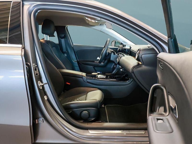 Gebraucht Mercedes A250 218 PS (160 kW) 2022 Grau Kleinwagen