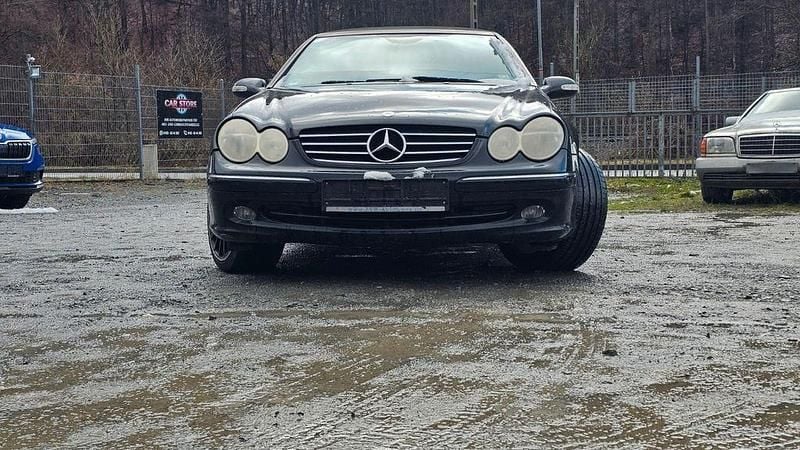 Gebraucht Mercedes CLK200 Avantgarde 163 PS (119 kW) 2004 Schwarz Cabrio