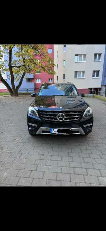 Schwarz Gebraucht 2012 Mercedes ML350 SUV | 18.000 € - Bild 1/4