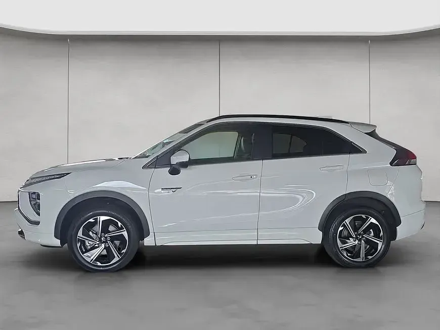 Gebraucht Mitsubishi Eclipse Cross Select 98 PS (72 kW) 2024 Weiß SUV