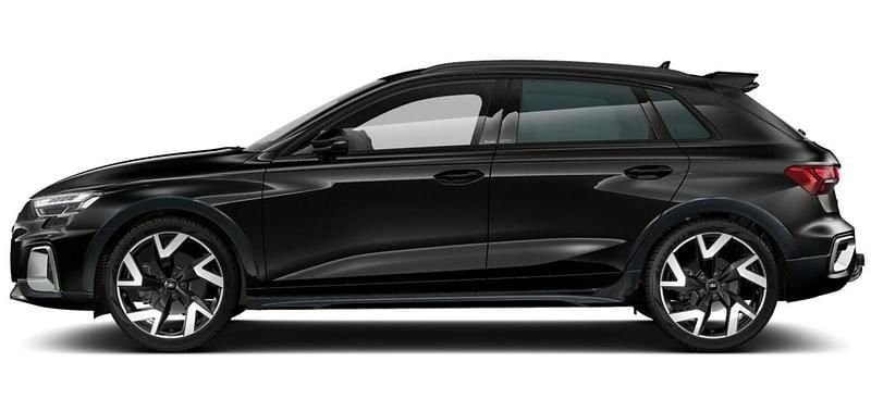 Second-hand Audi A3 Comfort 150 CP (110 kW) 2024 Alb Berlinǎ