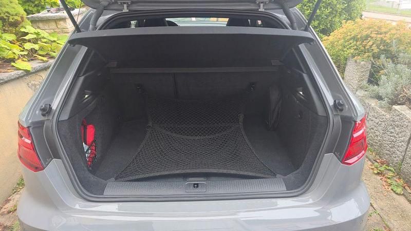 Gebraucht Audi RS3 Ambiente 400 PS (294 kW) 2018 Grau Limousine