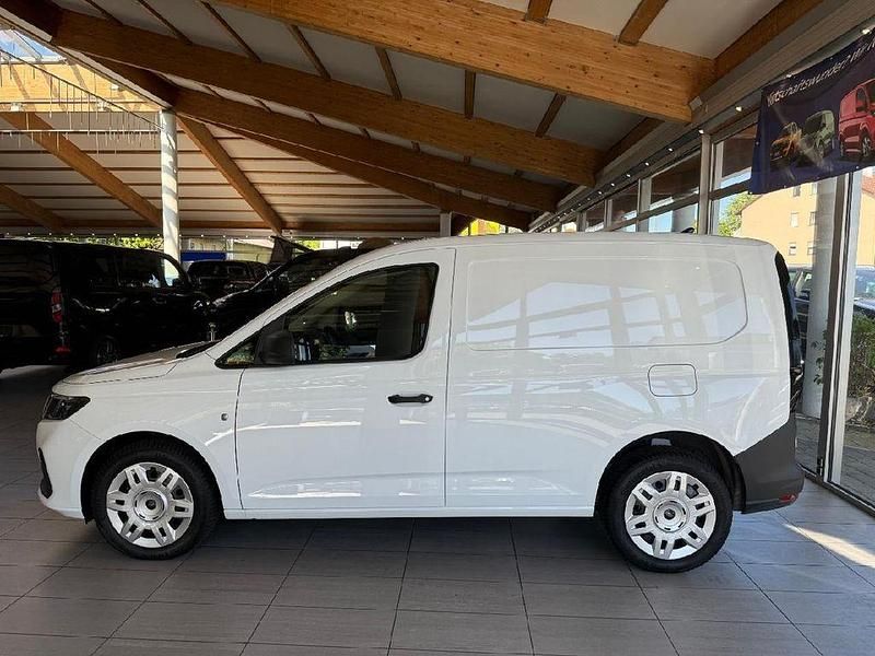 Gebraucht Ford Transit Connect Trend 122 PS (89 kW) 2024 Weiß Van / Kleinbus