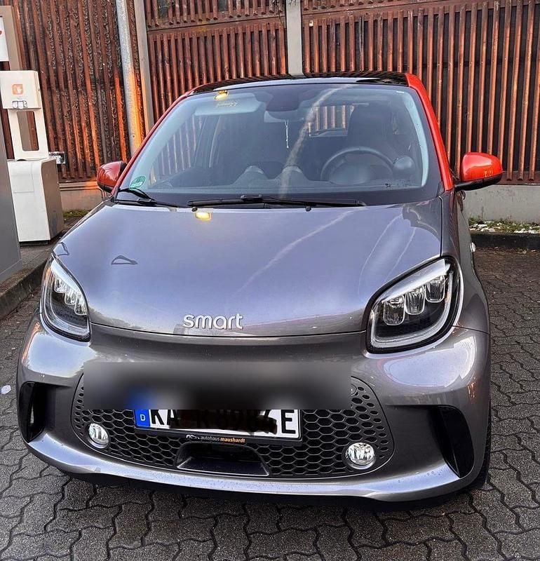 Orange Gebraucht 2022 Smart ForFour Electric Drive Kleinwagen | 10.300 € (Guter Preis) - Bild 1/4