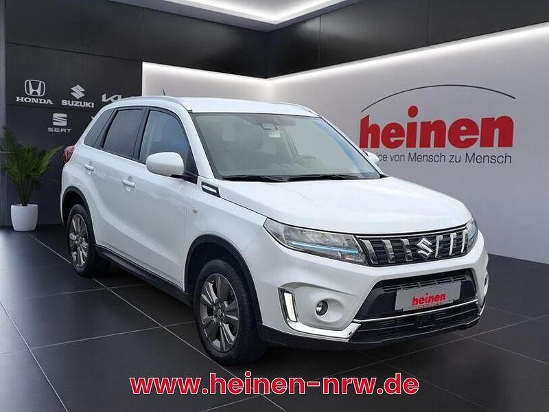 Gebraucht Suzuki Vitara Comfort 129 PS (94 kW) 2022 Weiß SUV