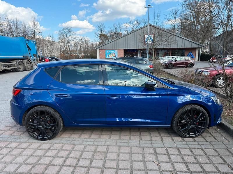 Gebraucht Seat Leon FR 2017 Blau Kleinwagen