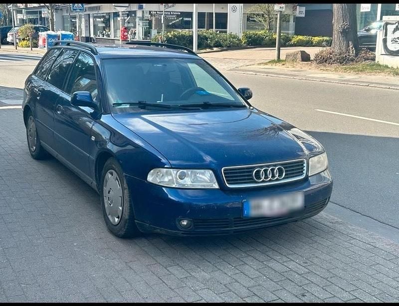 Blau Gebraucht 2001 Audi A4 Kombi | 650 € (Guter Preis) - Bild 1/4