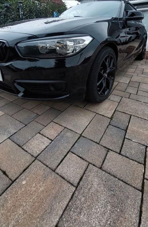 Gebraucht BMW 118 136 PS (100 kW) 2018 Schwarz Kleinwagen