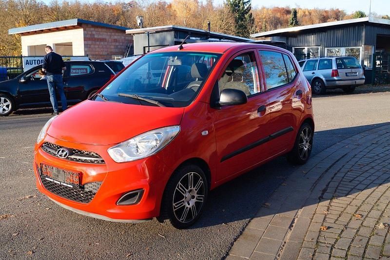 Rot Gebraucht 2012 Hyundai i10 Kleinwagen | 2.999 € (Guter Preis) - Bild 1/4