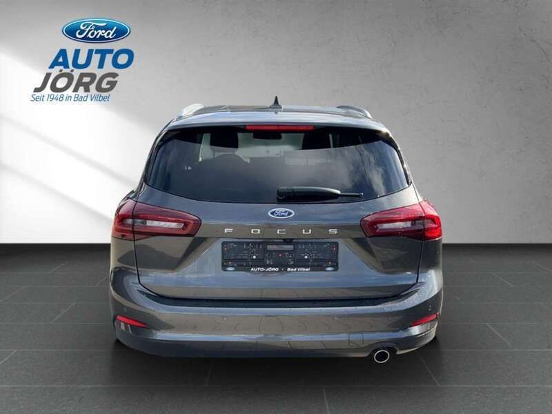 Gebraucht Ford Focus Titanium 125 PS (91 kW) 2025 Metallic) (grau Kombi