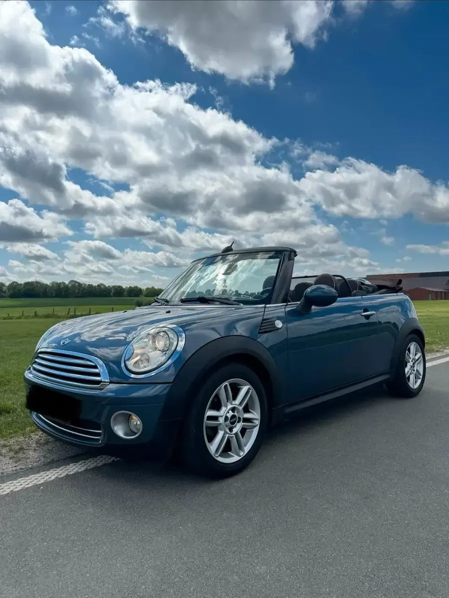 Used Mini Cooper Cabriolet 122 HP (89 kW) 2010 Blue Cabriolet