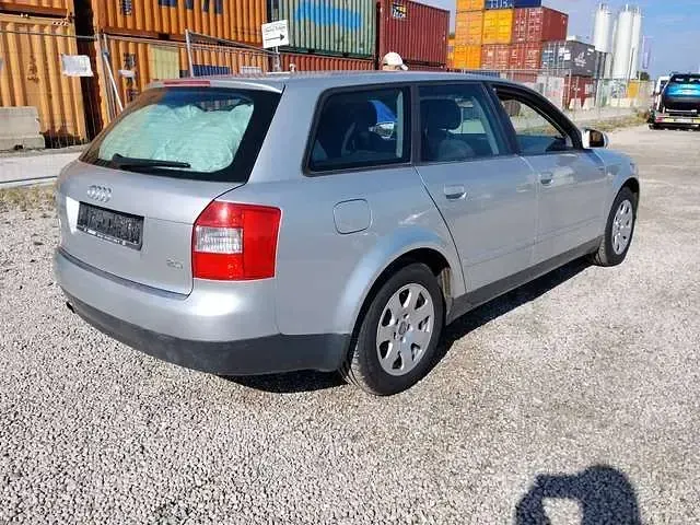 Gebraucht Audi A4 131 PS (96 kW) 2001 Silber Kombi