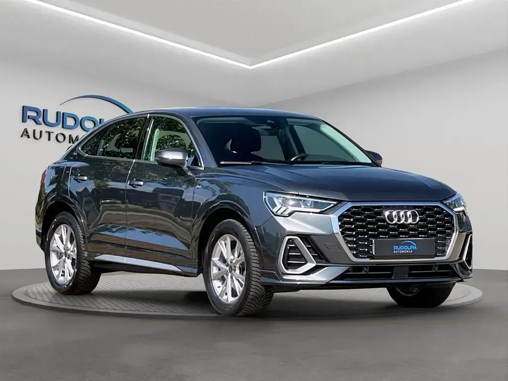 Gebraucht Audi Q3 Sportback S-Line 150 PS (110 kW) 2022 Daytonagrau SUV
