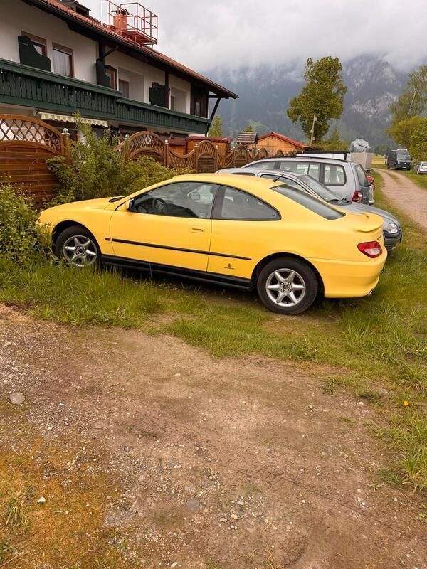 Gelb Gebraucht 1997 Peugeot 406 Coupe Sport Coupé | 999 € - Bild 1/4