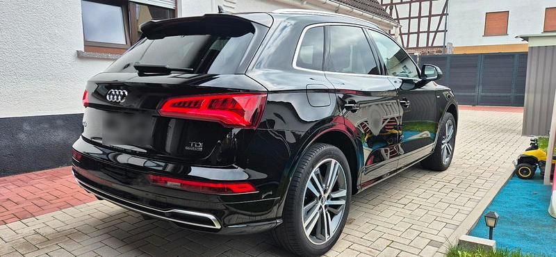 Second-hand Audi Q5 190 CP (139 kW) 2019 Negru SUV