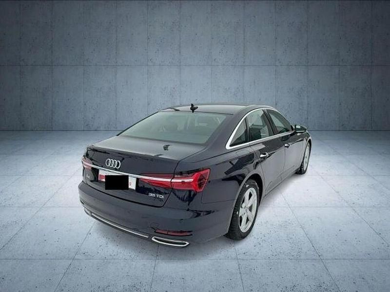 Gebraucht Audi A6 Design 163 PS (119 kW) 2021 Firmamentblau (metallic) Limousine