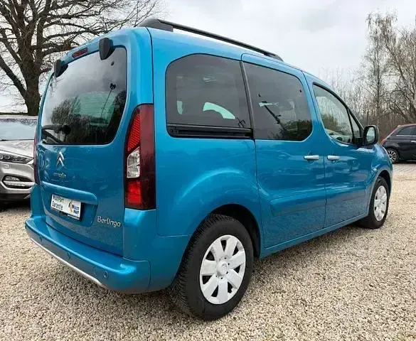 Używany Citroën Berlingo SELECTION 92 KM (67 kW) 2014 Niebieski Minivan