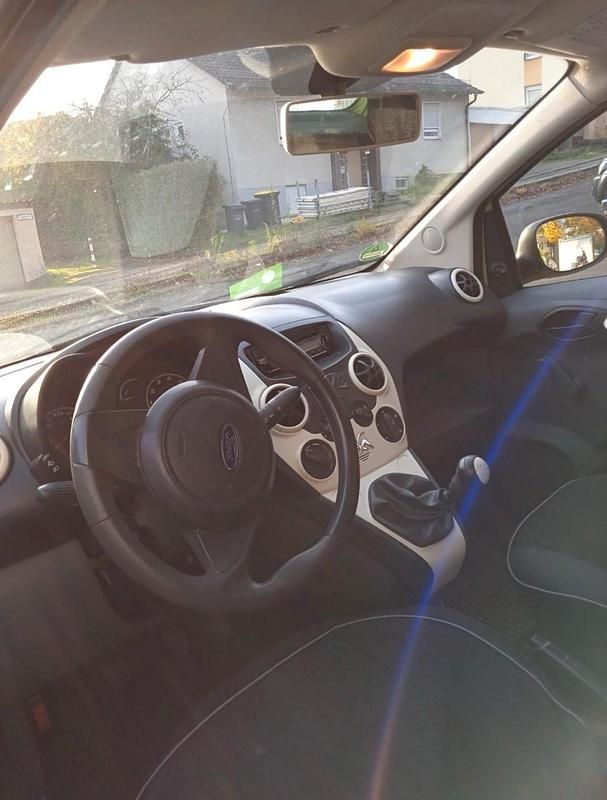 Gebraucht Ford Ka Trend 69 PS (50 kW) 2009 Grün Kleinwagen