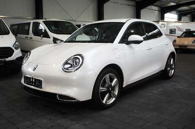 Weiß metallic Gebraucht 2023 Ora Funky Cat 400 Pro Kleinwagen | 22.090 € (Fairer Preis) - Bild 1/1