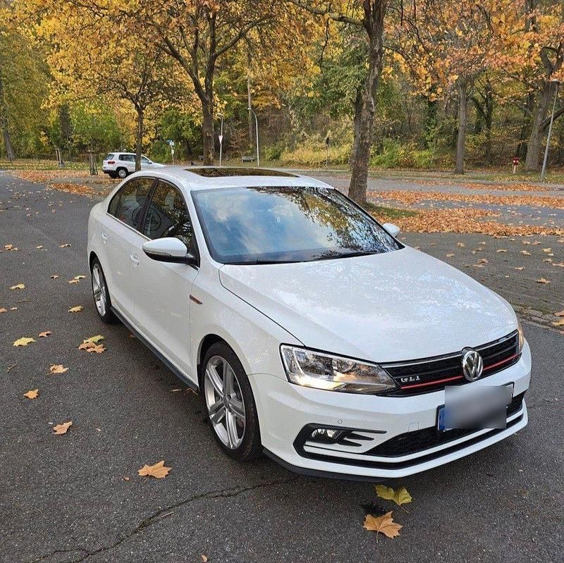Gebraucht VW Jetta 211 PS (155 kW) 2017 Weiß Limousine
