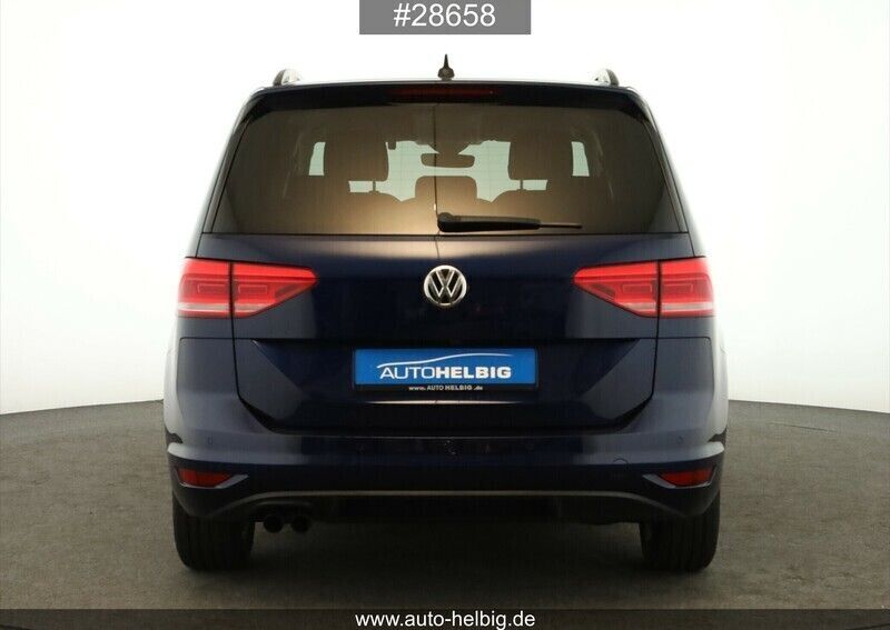 Gebraucht VW Touran Comfortline 150 PS (110 kW) 2020 Atlantik blue metallic Van / Kleinbus