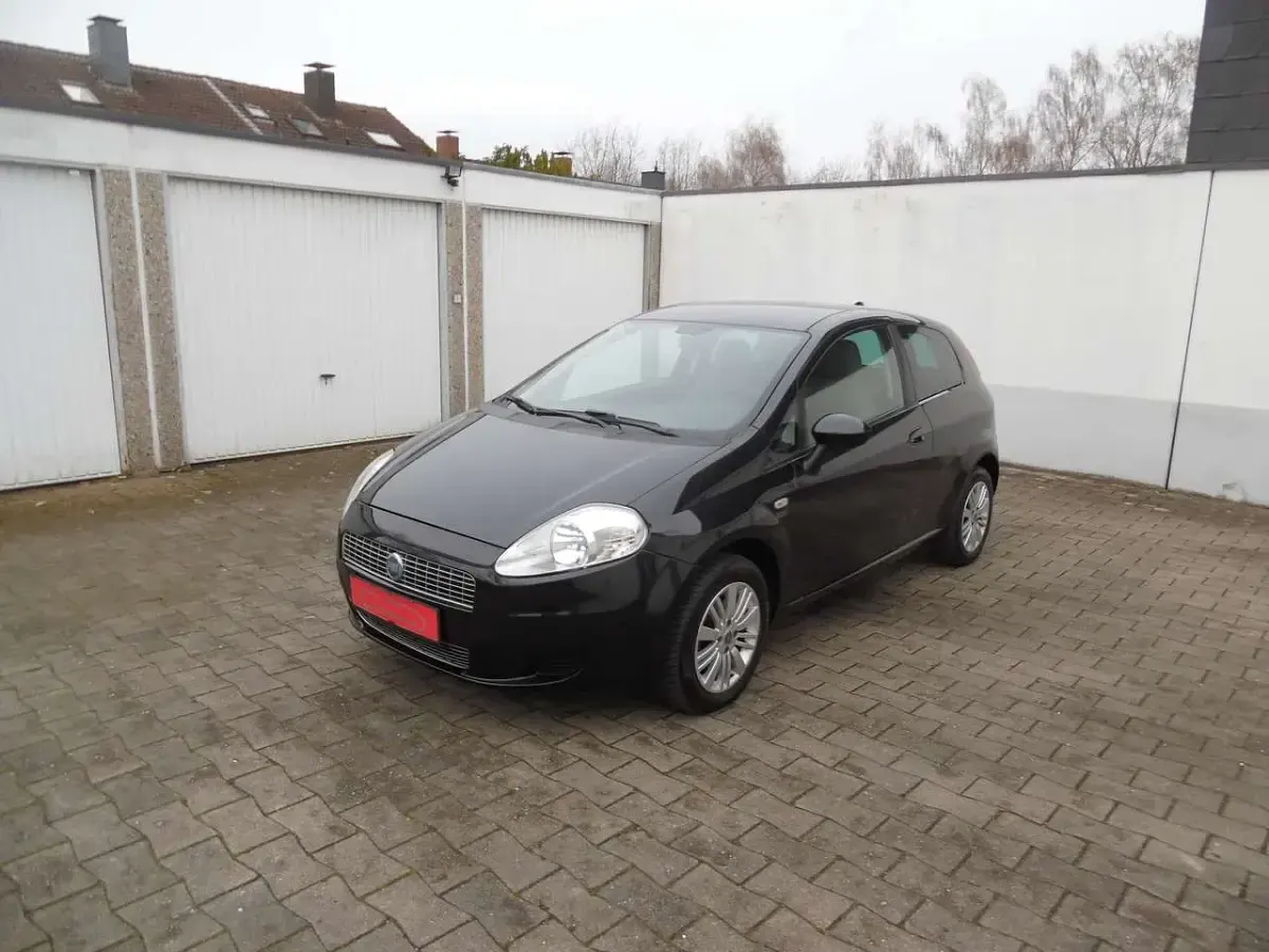 Gebraucht Fiat Grande Punto 65 PS (47 kW) 2006 Crossover schwarz Kleinwagen